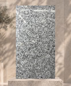 Гранит   Bright Grey 600*300*20 гл.