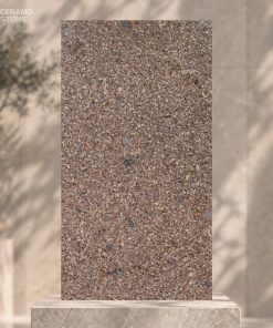 Гранит   Куртинский гл.  600*600*20 темный (А)
